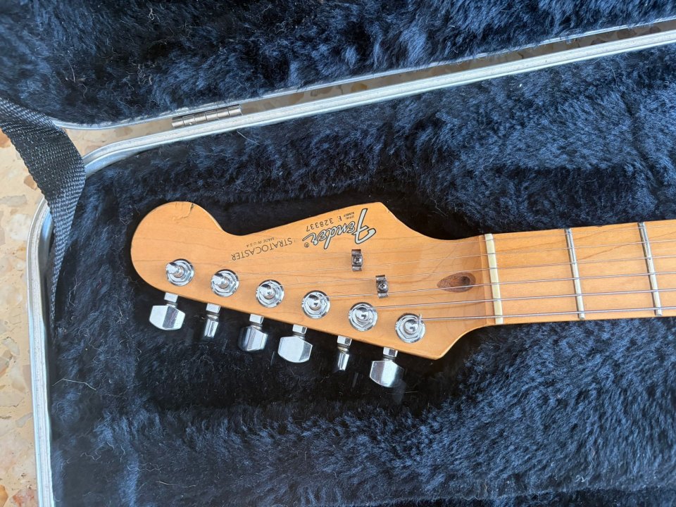 Stratocaster Dan Smith 1983 de segunda mano · Foto 5 de 6 · Zaragoza · 2100 €