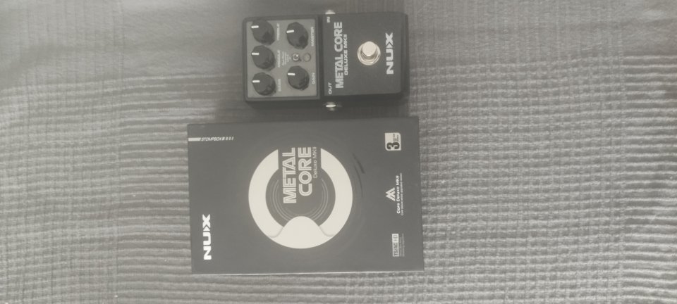 Pedal distorsión/cargador de ir NUX METAL CORE MK2 DELUXE