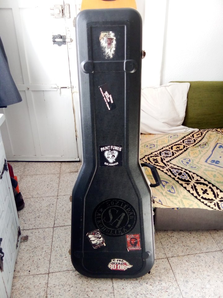 Estuche de bajo
