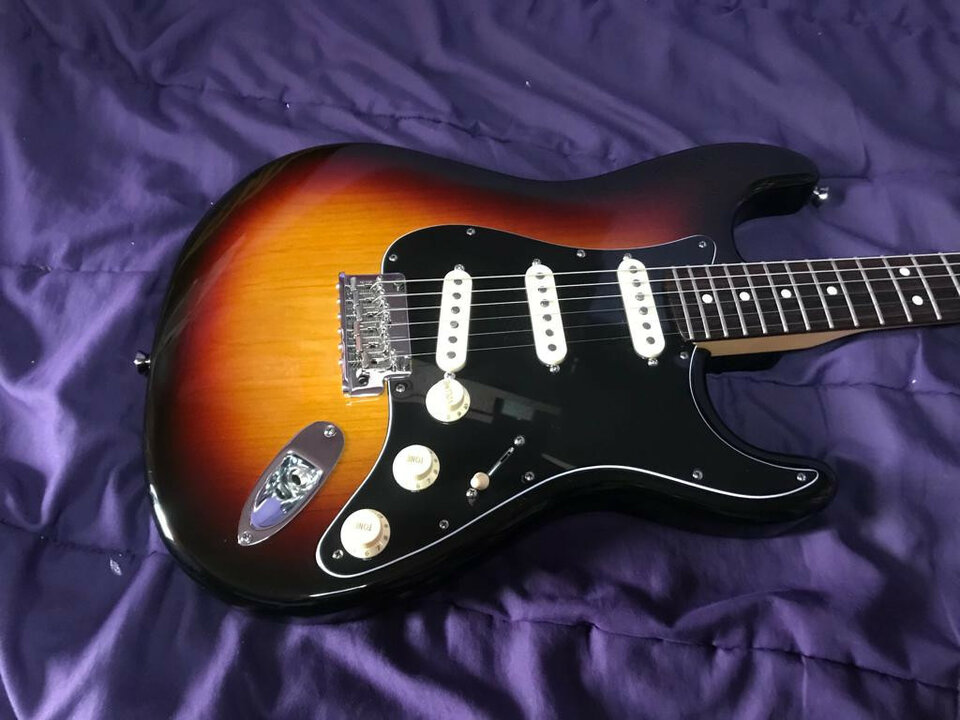 Fender American Stratocaster Standard RW 3TS 2008