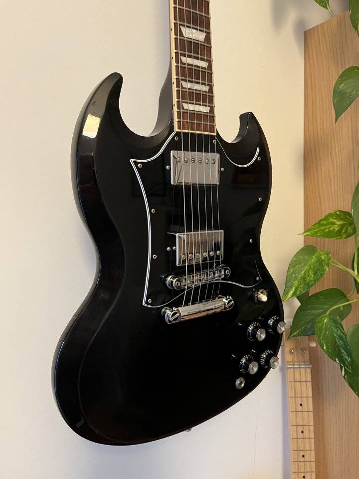 Gibson SG Standard 2023 de segunda mano · Foto 2 de 9 · Araba · 1100 €