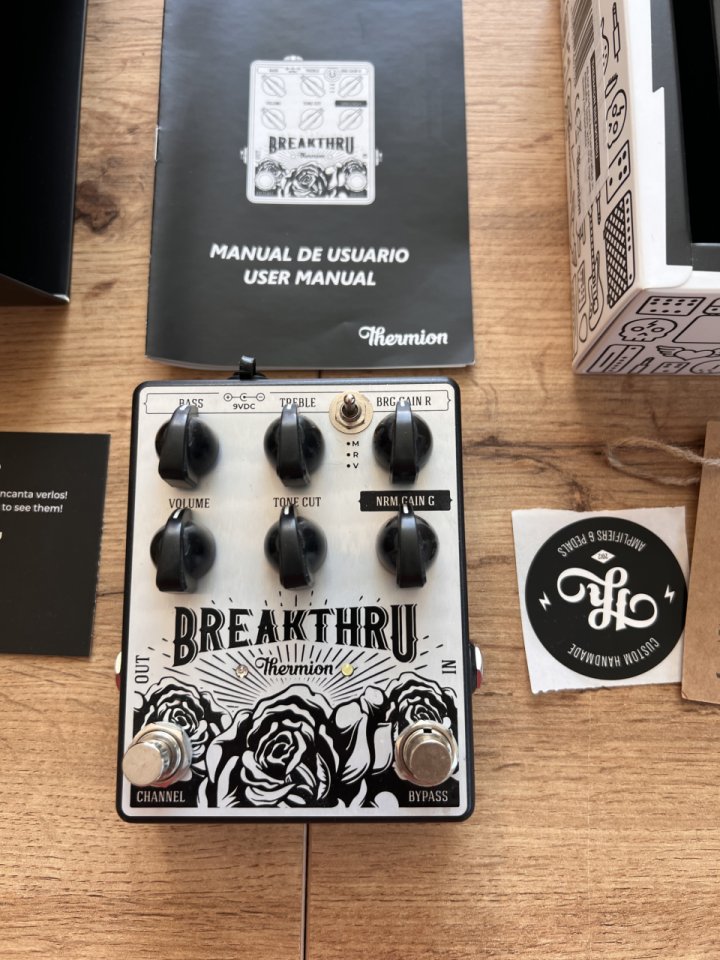 Vendo pedal Thermion Breakthru Distortion 165 € de segunda mano · Foto 1 de 8 · Ourense · 165 €