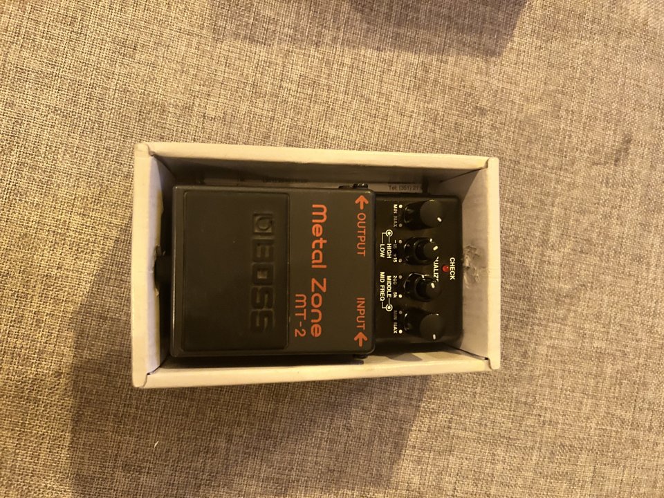 Boss Metal Zone MT 2 de segunda mano · Foto 2 de 5 · Madrid · 100 €
