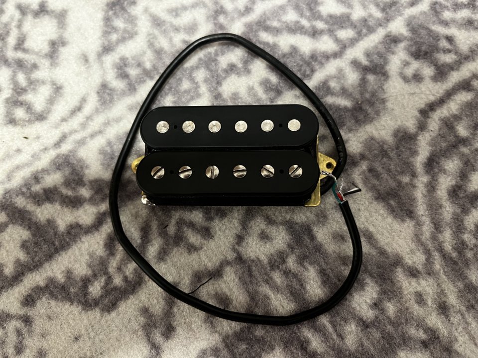 DiMarzio The Tone Zone (DP155) Pastilla Guitarra Electrica de segunda mano · Foto 1 de 4 · Granada · 85 €
