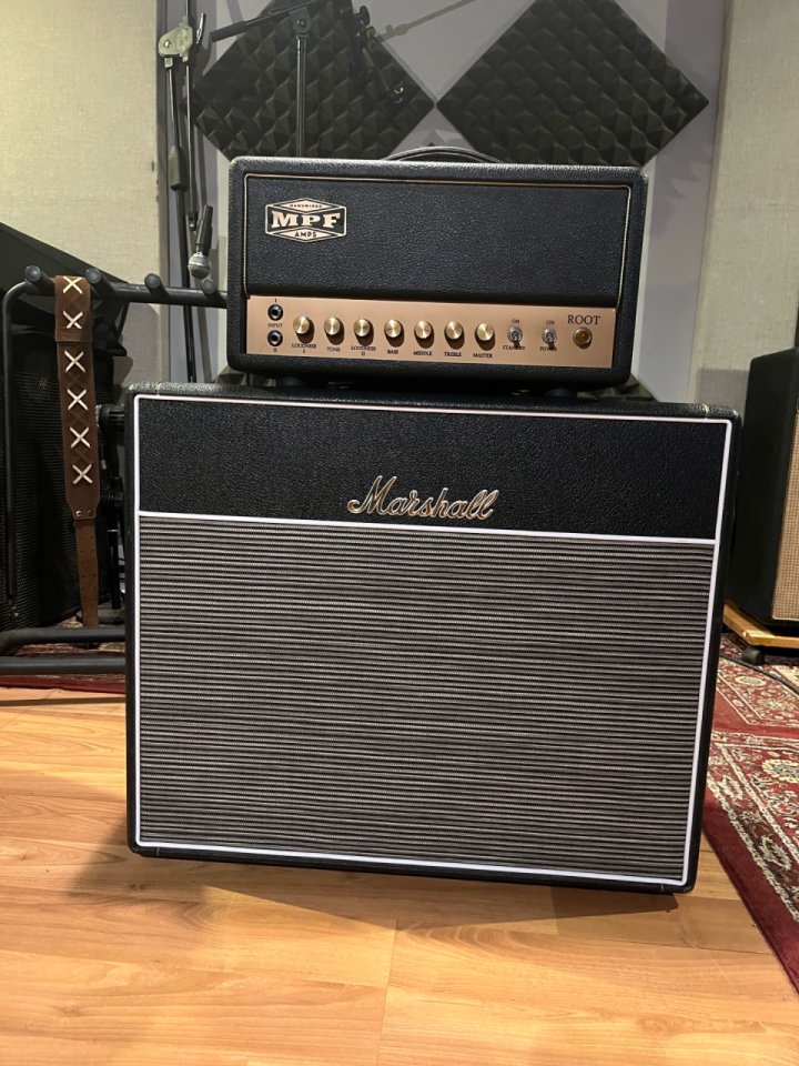 MPF Root 30w + Marshall 1974CX. G12H 30 Heritage 55hz de segunda mano · Foto 1 de 9 · Sevilla · 1350 €
