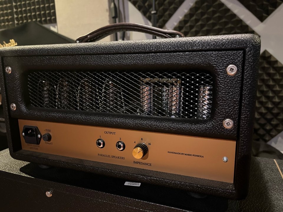 MPF Root 30w + Marshall 1974CX. G12H 30 Heritage 55hz de segunda mano · Foto 5 de 9 · Sevilla · 1350 €