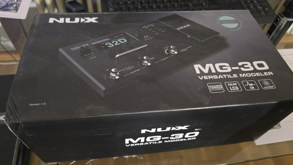 Pedalera Multiefectos guitarra Nux Mg30