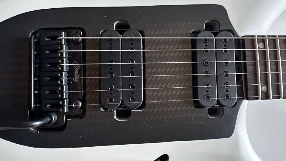 Guitarra Sterling Majesty MAJ100, Chalk Grey de segunda mano · Foto 2 de 10 · Burgos · 800 €