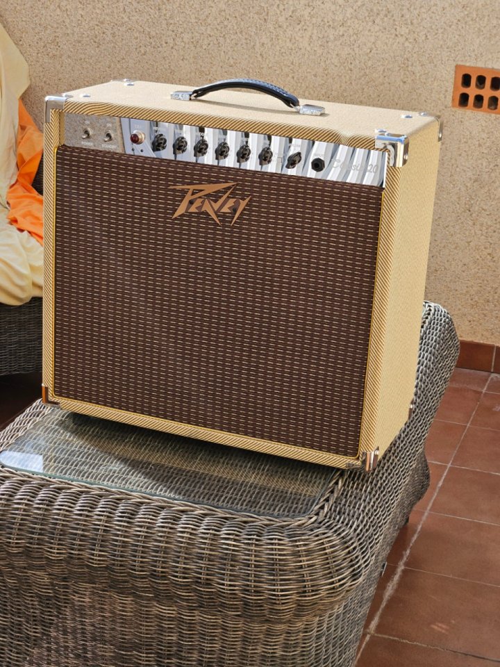 Peavey classic 20 combo Nuevo!! de segunda mano · Foto 8 de 10 · Murcia · 750 €