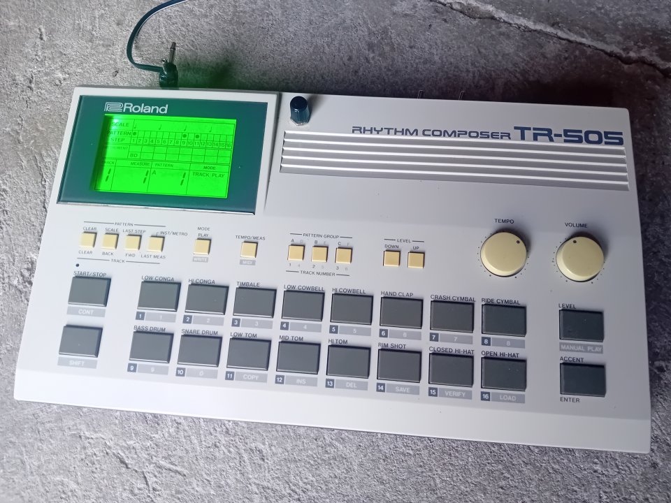 Roland TR-505 (HKA)