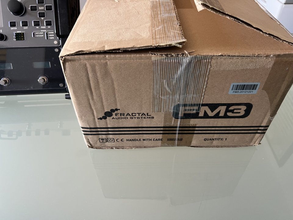 FRACTAL FM3 con salida de auriculares de segunda mano · Foto 7 de 7 · Valencia · 780 €