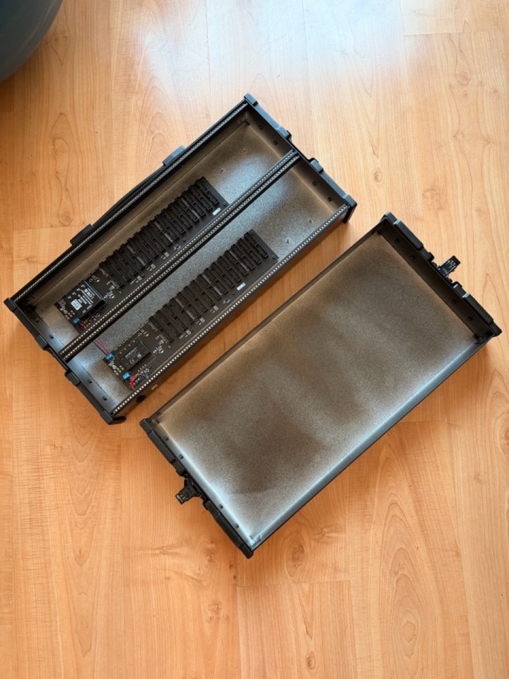 Erica Synths Eurorack Case 2x104HP (Black) + PSU