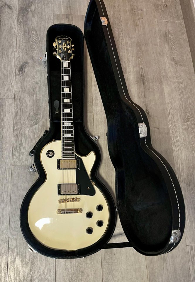 Epiphone LP Custom Alpine White, del 2010. de segunda mano · Foto 2 de 10 · Madrid · 500 €