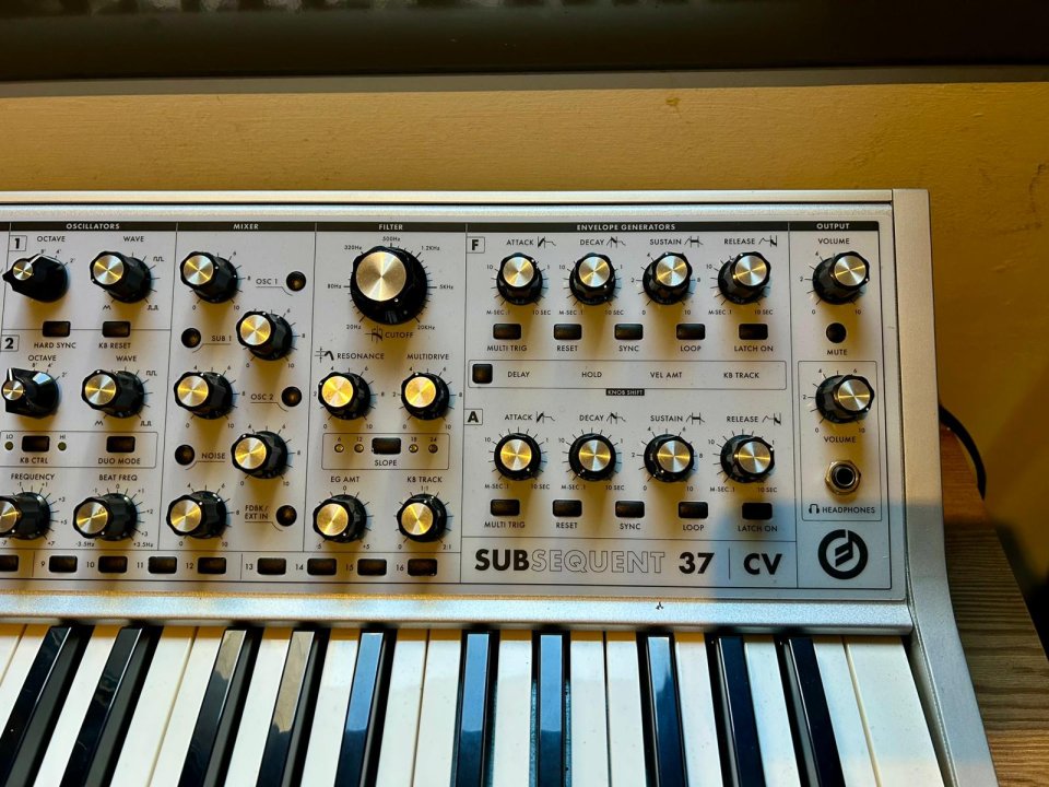Moog Subsequent 37 CV de segunda mano · Foto 8 de 9 · Barcelona · 2200 €