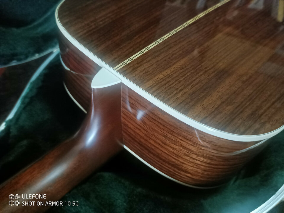 Guitarra acústica Martin D28-SB ( sunburst )