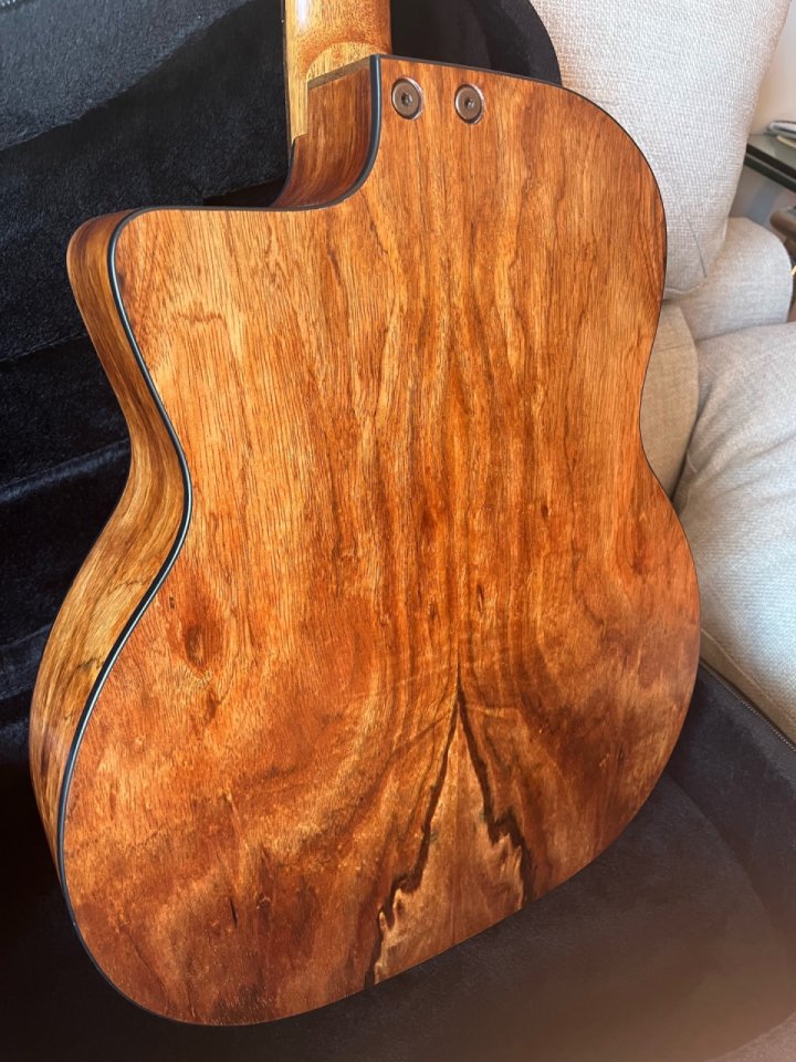 Guitarra Manouche Dupont Nomade Nylon de segunda mano · Foto 5 de 10 · A Coruña · 1150 €