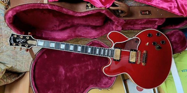 Gibson ES-355 B.B. King "Lucille" Cherry Red 97´s. de segunda mano · Foto 1 de 10 · A Coruña · 3663 €