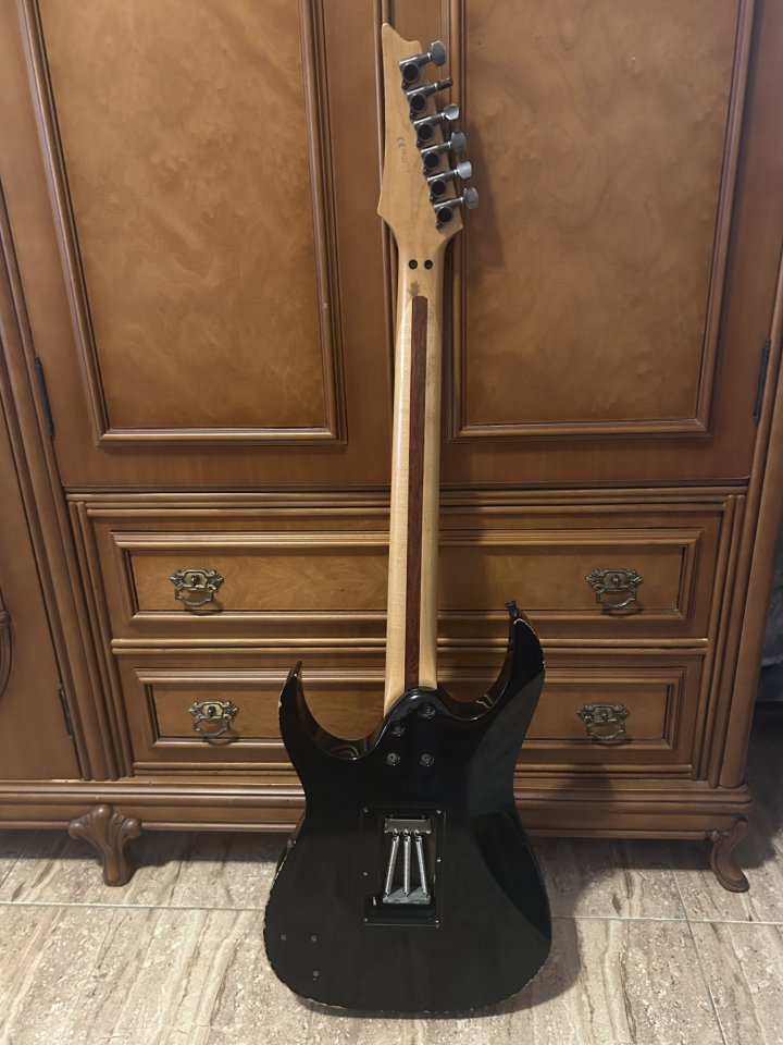 Ibanez Rg 550 japan de segunda mano · Foto 7 de 10 · Valencia · 650 €