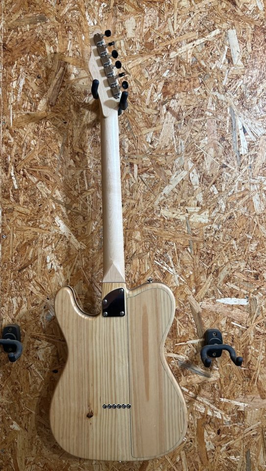 Guitarra eléctrica tipo Telecaster de segunda mano · Foto 2 de 5 · Illes Balears · 600 €