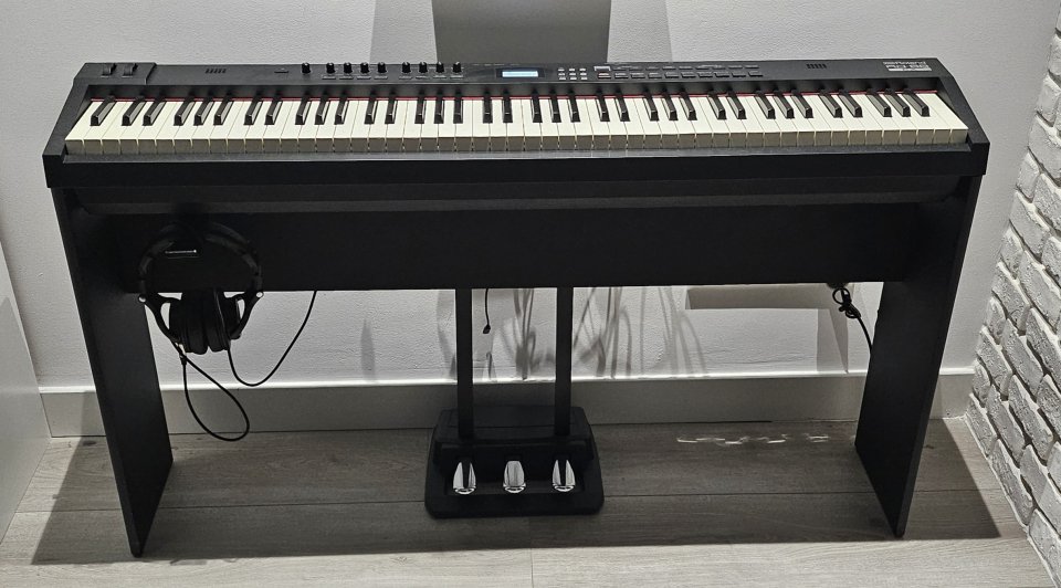 Roland RD88-EX como nuevo, 3 meses de segunda mano · La Rioja · 800 €