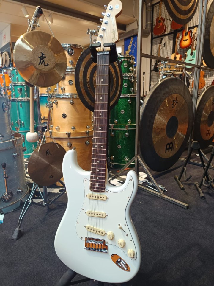 [RESERVADA] Fender Custom Shop Jeff Beck Stratocaster 2024 - Olympic White