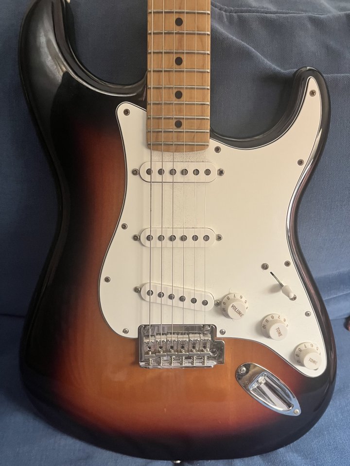 Fender Stratocaster Edición Limitada Fat 50s (Venta o Cambio)