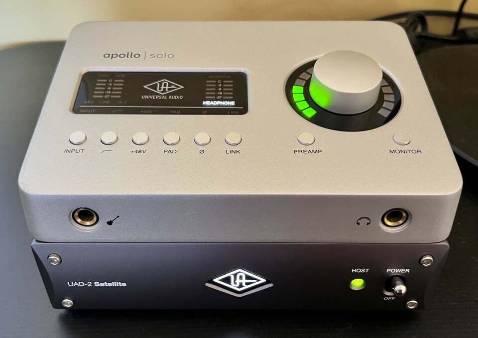 Interfaz Apollo Solo + UAD-2 Satellite Octo + Plugins Universal Audio