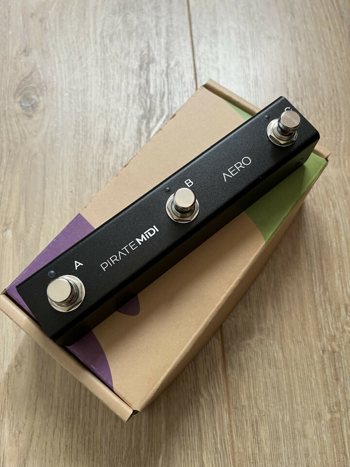 Pirate Midi Aero Controller