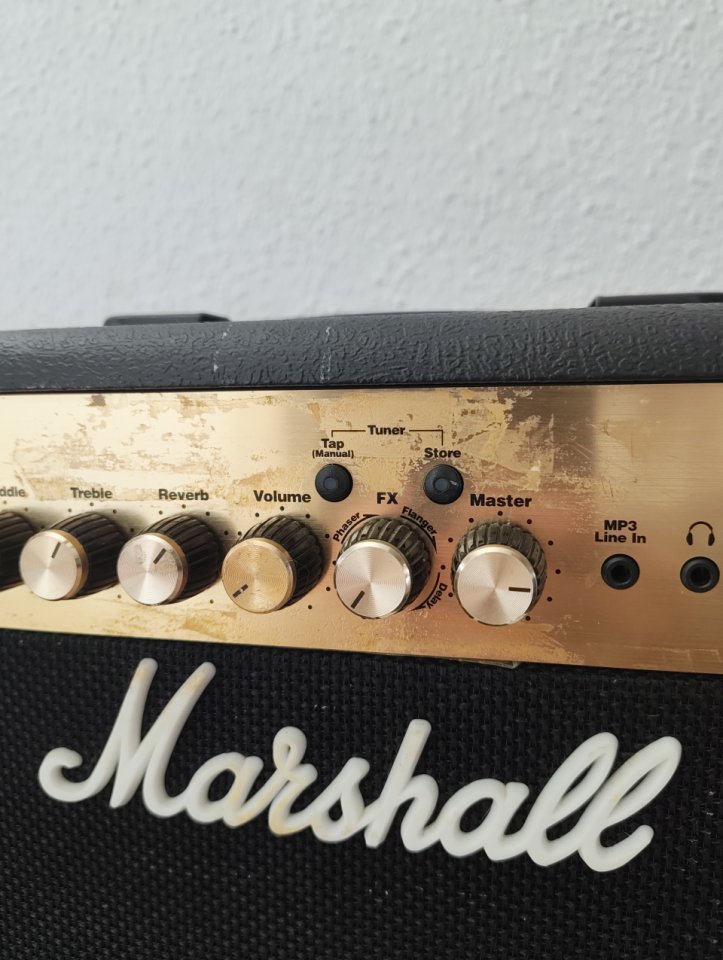 Marshall MG 30fx de segunda mano · Foto 2 de 4 · Málaga · 35 €
