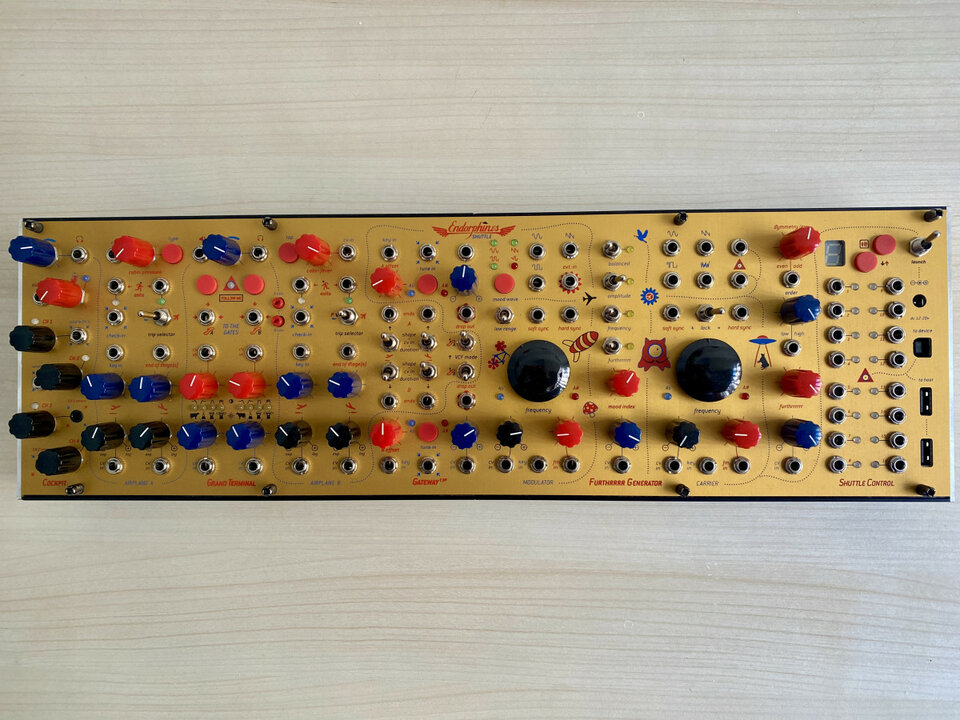 Sintetizador modular Endorphines Shuttle System SIN USAR