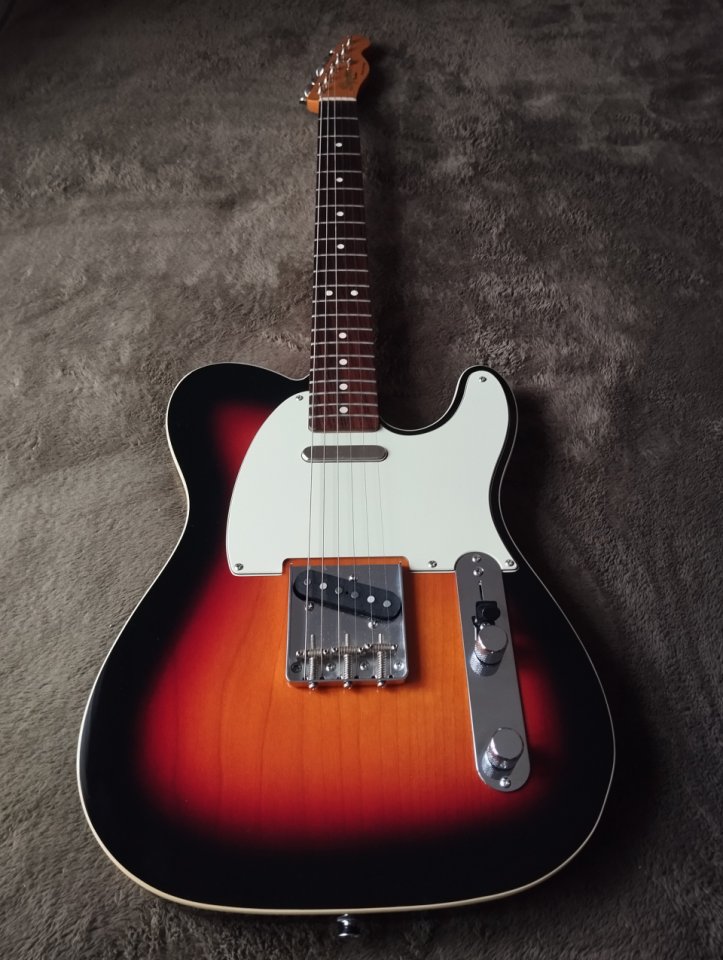 Squier Classic Vibe telecaster Custom 60 de segunda mano · Foto 1 de 9 · Barcelona · 400 €