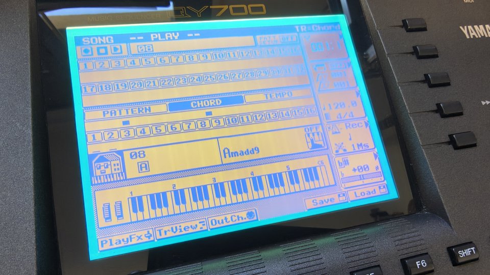 Secuenciador YAMAHA QY700 de segunda mano · Foto 2 de 10 · Tarragona · 320 €