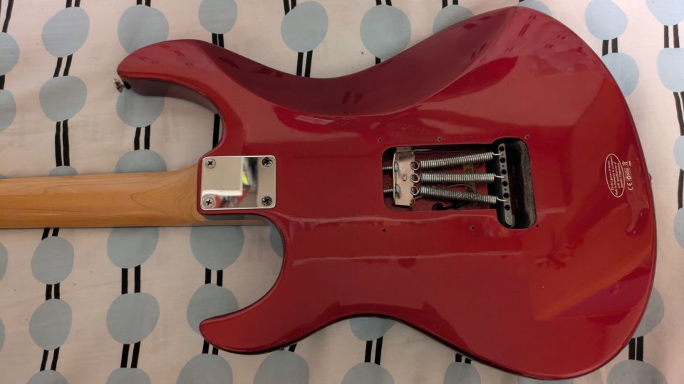 Guitarra Yamaha 112 V