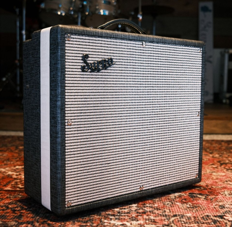 Supro 1695T Black Magic Combo + Flightcase Thon [ENVIO NACEX INCLUIDO]