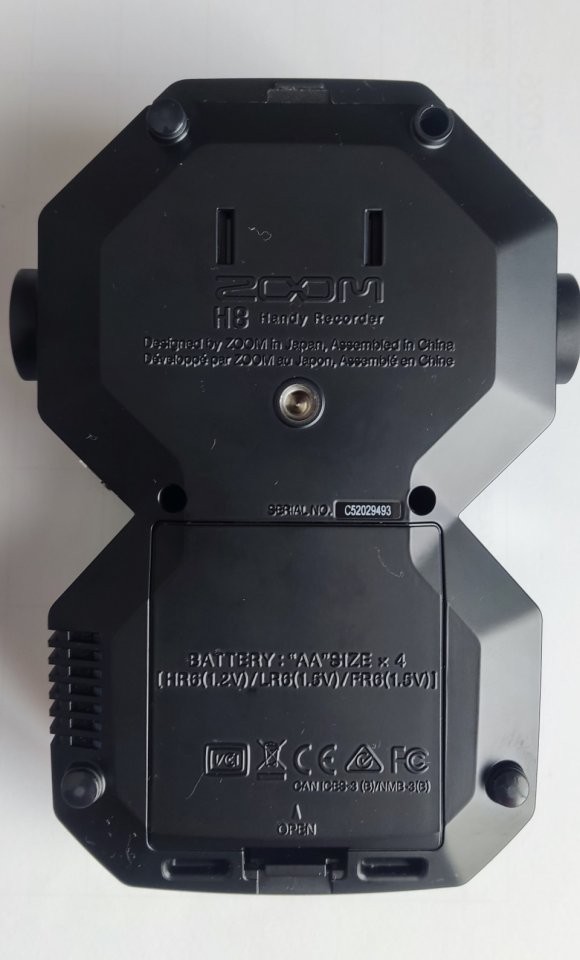 Grabadora Zoom hasta 12 canales de segunda mano · Foto 3 de 10 · SC Tenerife · 300 €