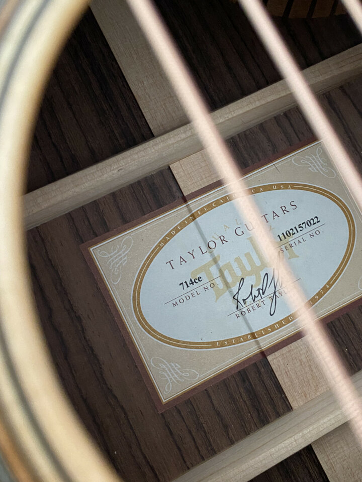 Taylor 714ce