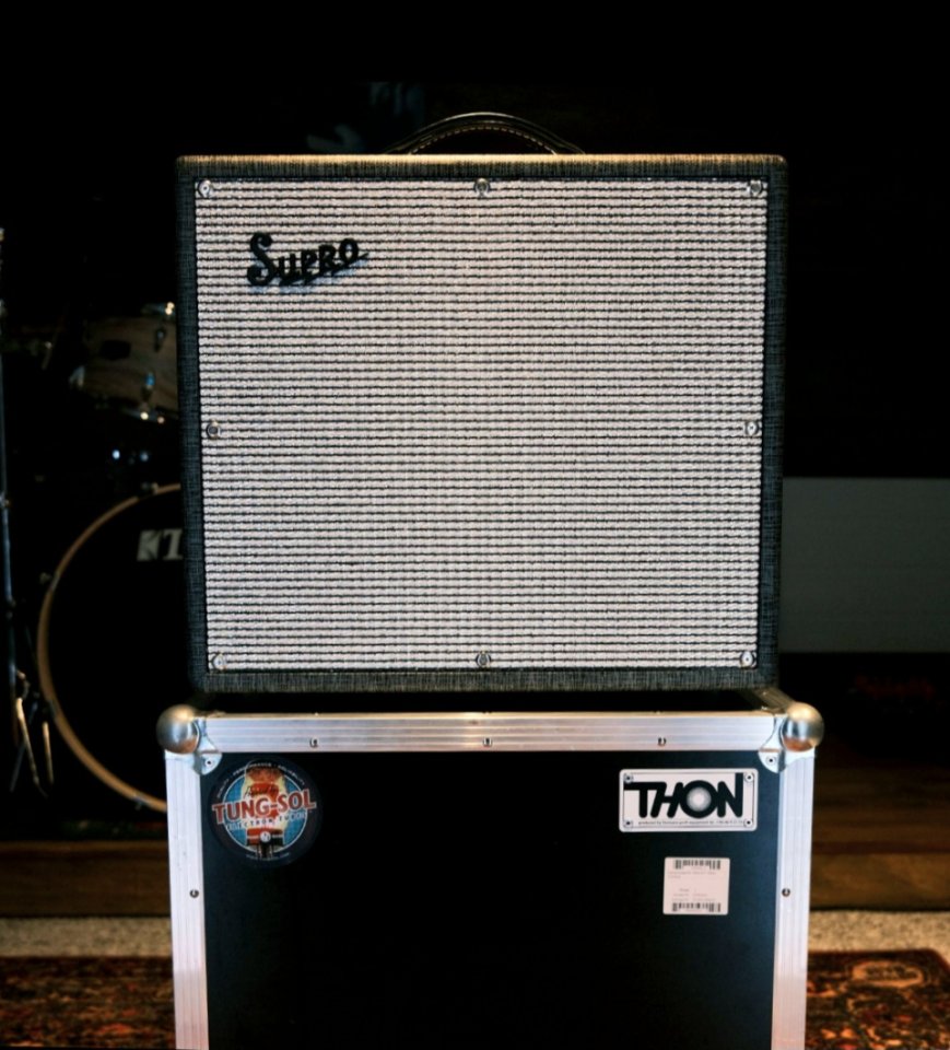 Supro 1695T Black Magic Combo + Flightcase Thon [ENVIO NACEX INCLUIDO]
