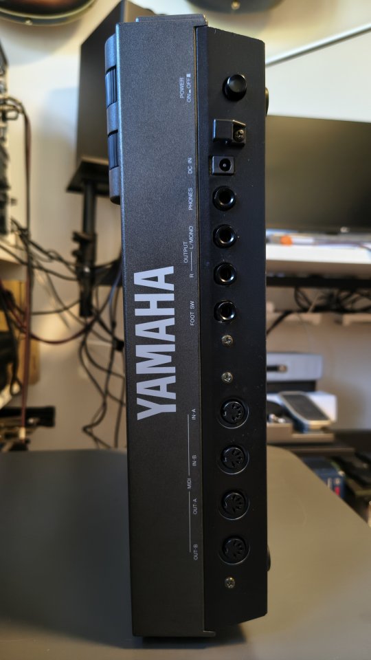 Secuenciador YAMAHA QY700 de segunda mano · Foto 7 de 10 · Tarragona · 320 €