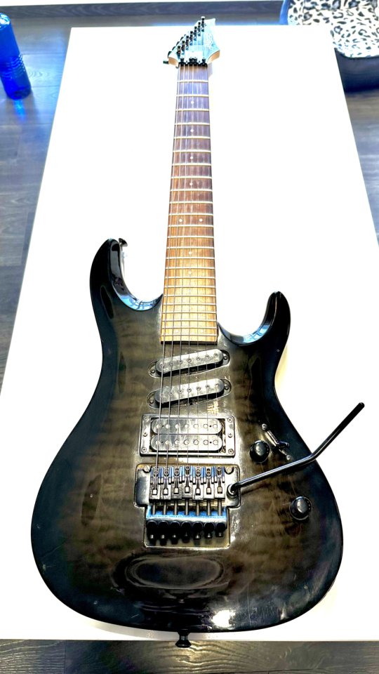 Guitarra de 7 cuerdas Jack'n'Dany de la primera época de segunda mano · Foto 1 de 10 · Burgos · 325 €