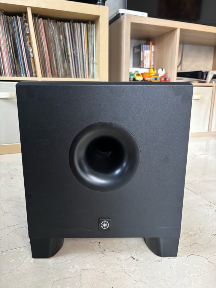 Yamaha HS8S Subwoofer Activo de estudio