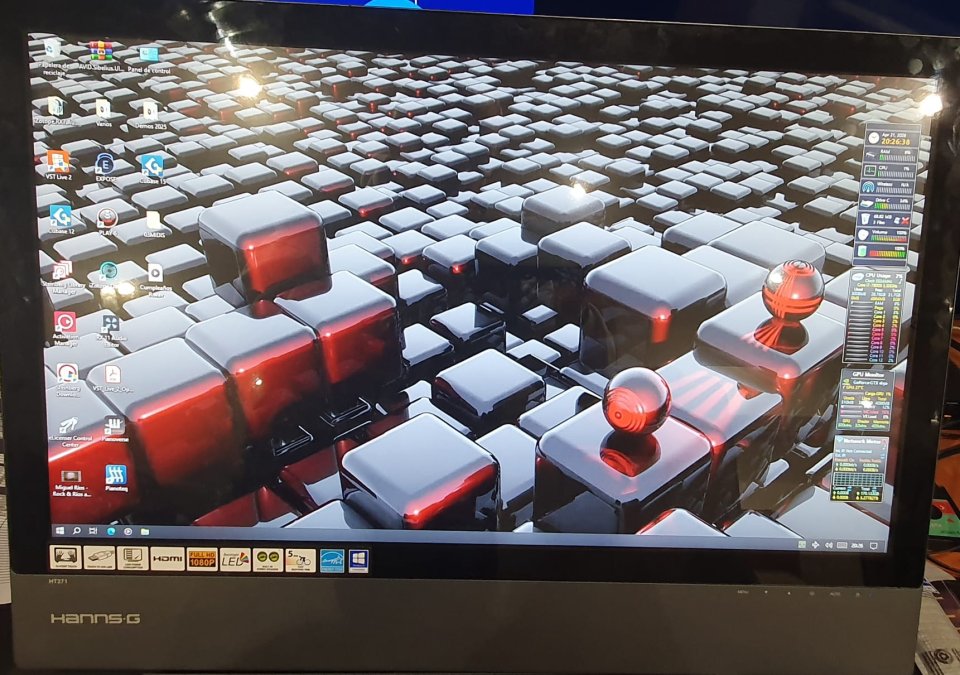 Monitor Táctil Hannspree 27 HT271 de segunda mano · Foto 1 de 4 · Ourense · 250 €