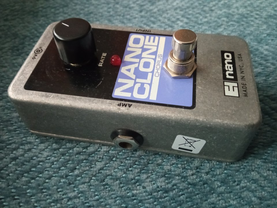Electro Harmonix Nano Clone chorus de segunda mano · Foto 4 de 5 · Pontevedra · 25 €