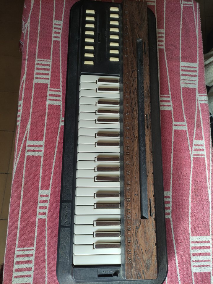 Órgano Graber Rogg CTX 1300