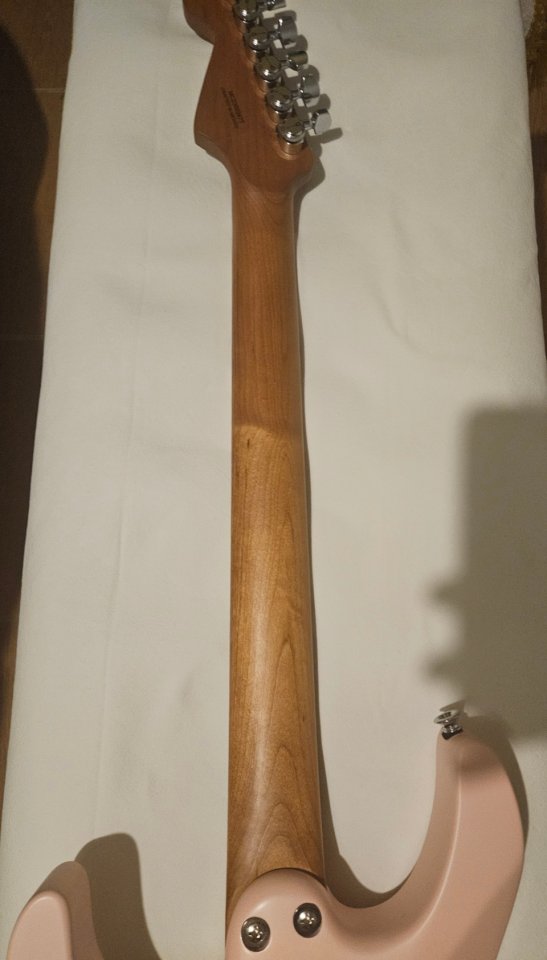 CHARVEL DK 24 SHELL PINK