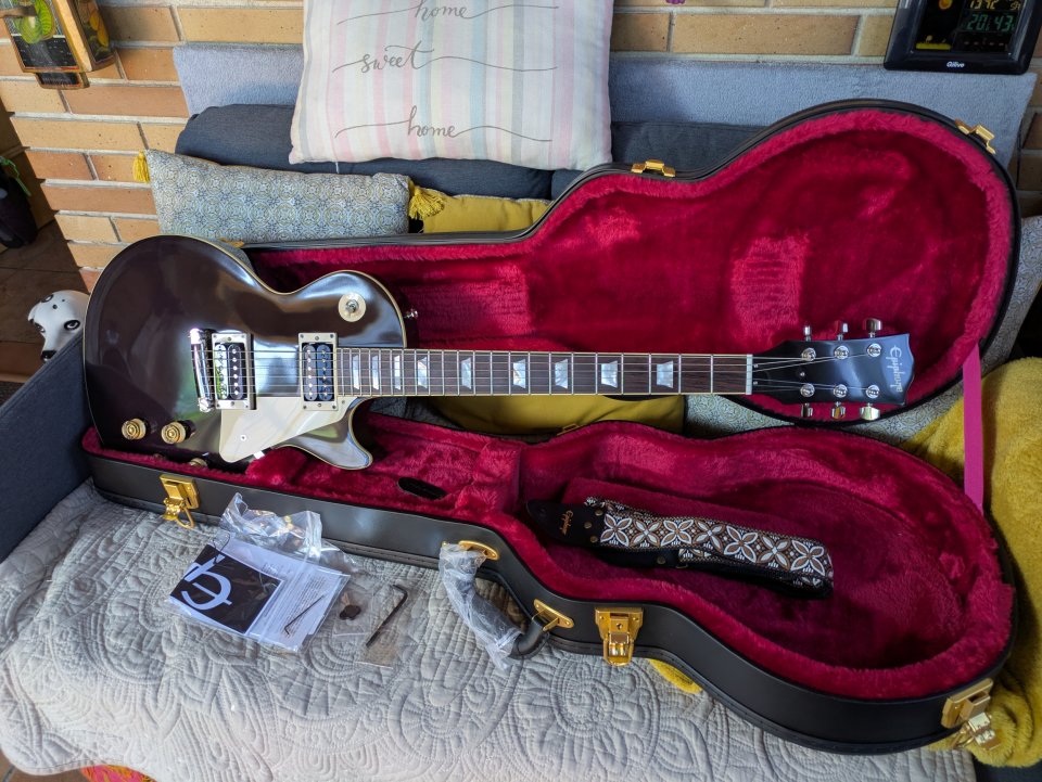 Epiphone Les Paul Jeff Beck Oxblood IBGC de segunda mano · Foto 1 de 9 · Madrid