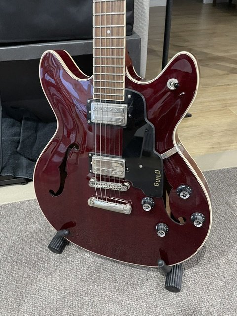Guitarra Guild Starfire I DC Cherry de segunda mano · Foto 3 de 10 · Zaragoza · 460 €