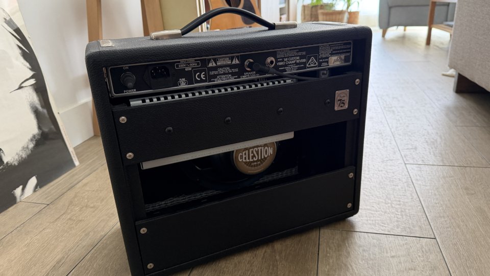 Fender 68 Custom Vibro Champ Reverb de segunda mano · Foto 4 de 9 · Madrid · 800 €