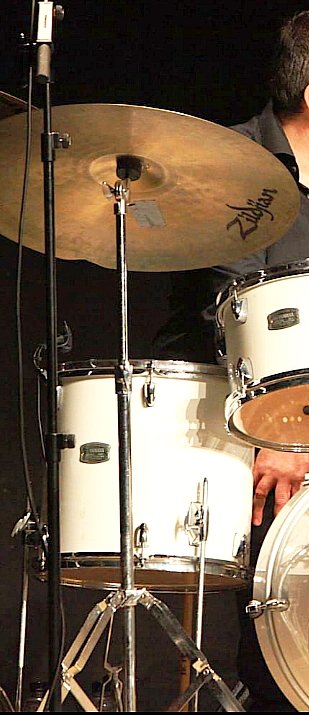 Tom Yamaha Stage Custom Birch 14x13 de segunda mano · Foto 3 de 3 · Girona