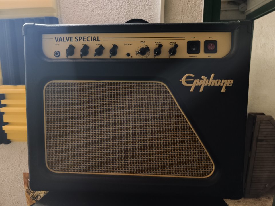 Epiphone Valve Special de segunda mano · Barcelona · 190 €