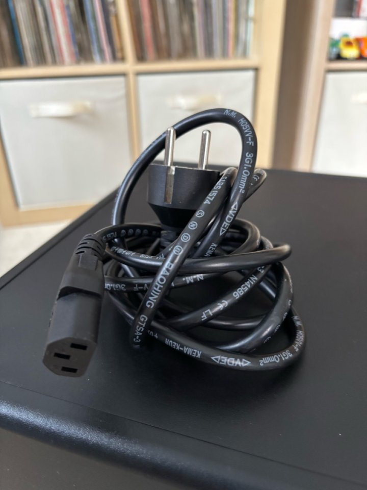 Yamaha HS8S Subwoofer Activo de estudio